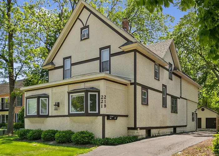 Ferienhaus Beautiful Updated 5 Bedroom House Near Naval Base *
